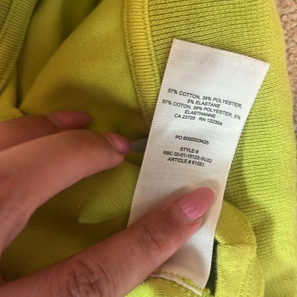 ARITZIA SUNDAY BEST KNOX TANK - PEAR GREEN - M - Picture 6 of 6